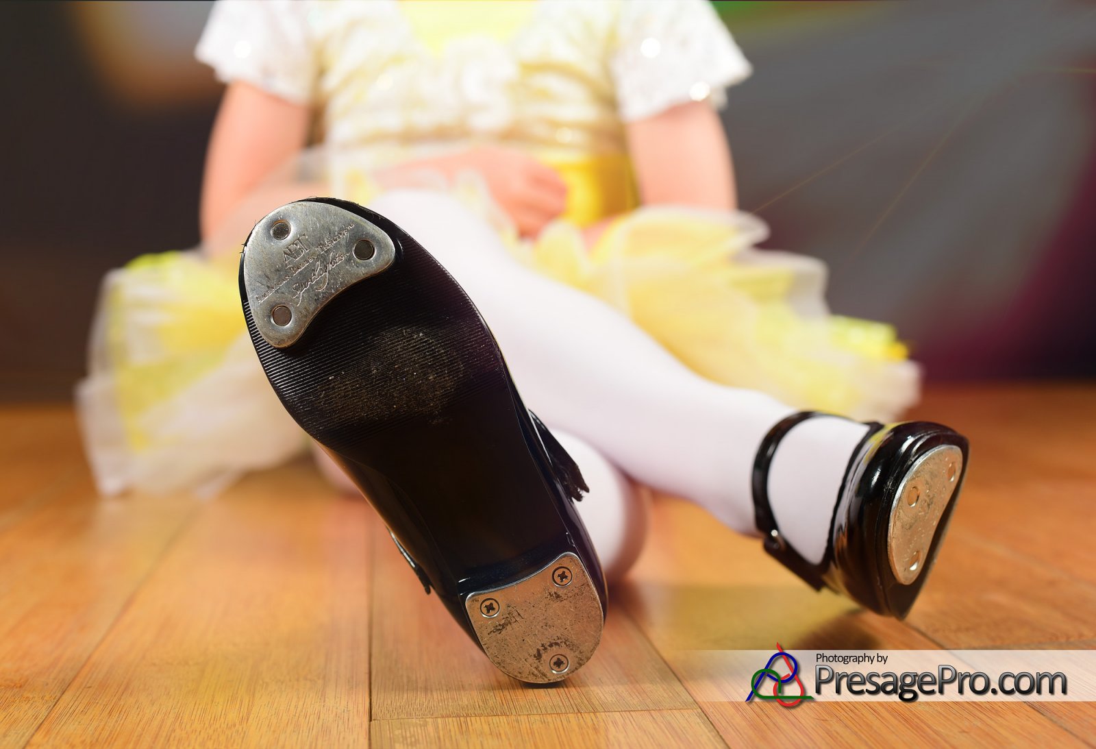 Family portrait photography dance,kids,portrait,shoes,tap